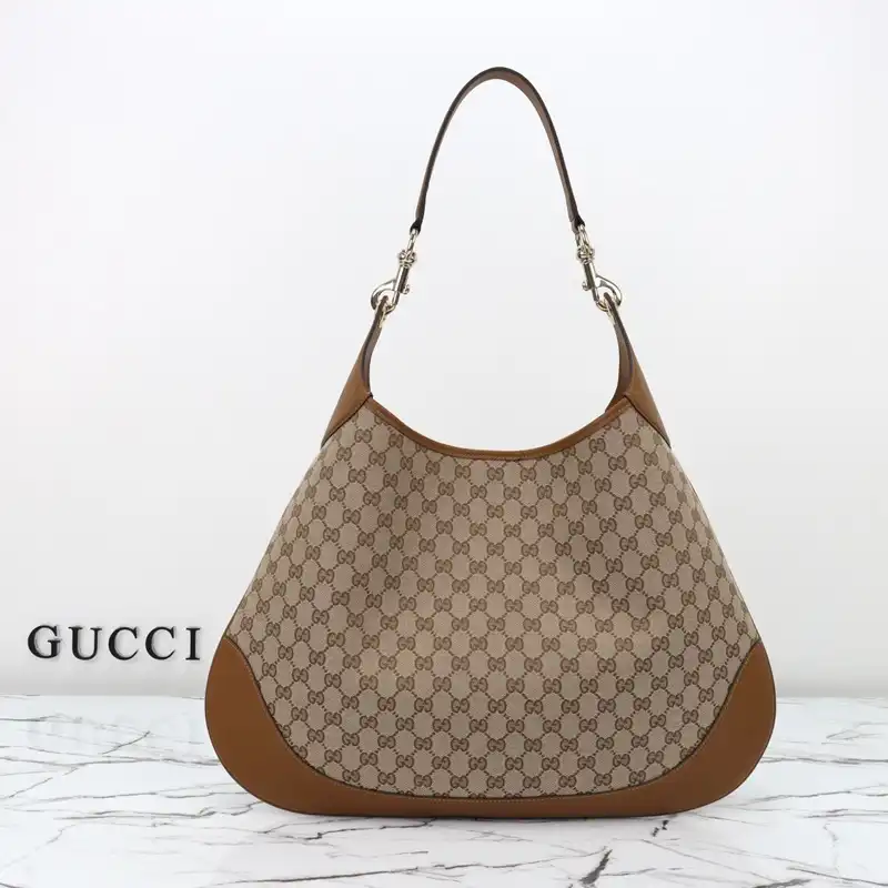 G*u*i bags 2411ya0185