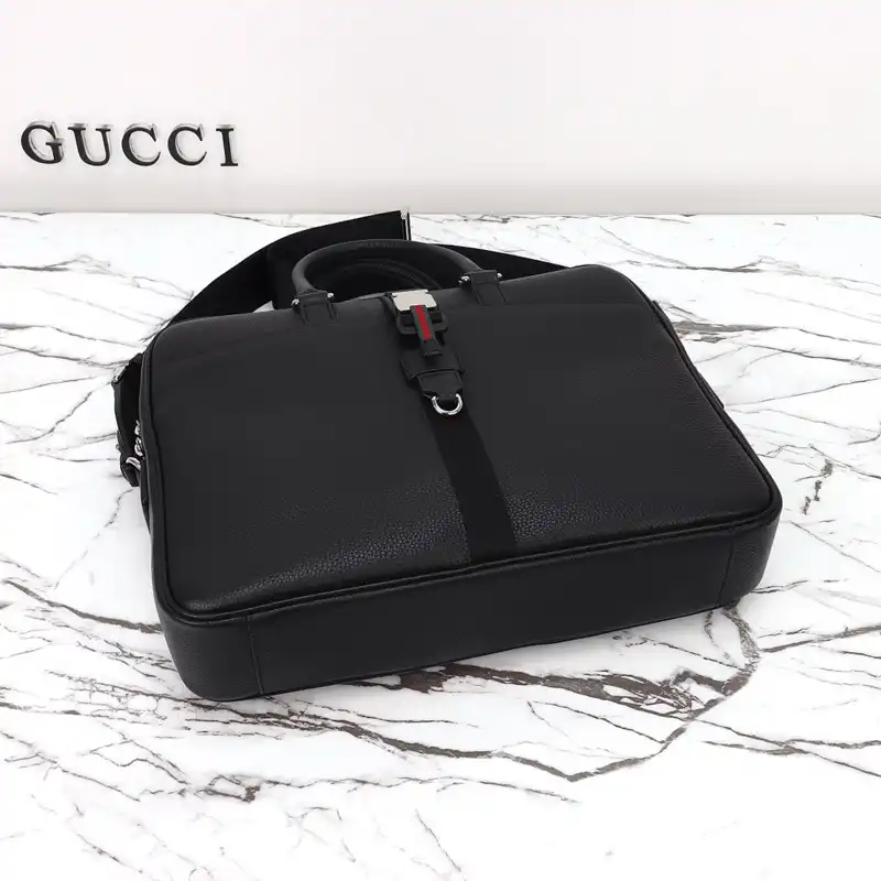 G*u*i bags 2411ya0204
