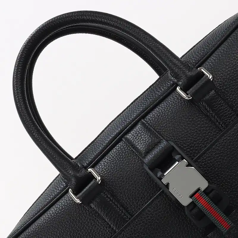 G*u*i bags 2411ya0204