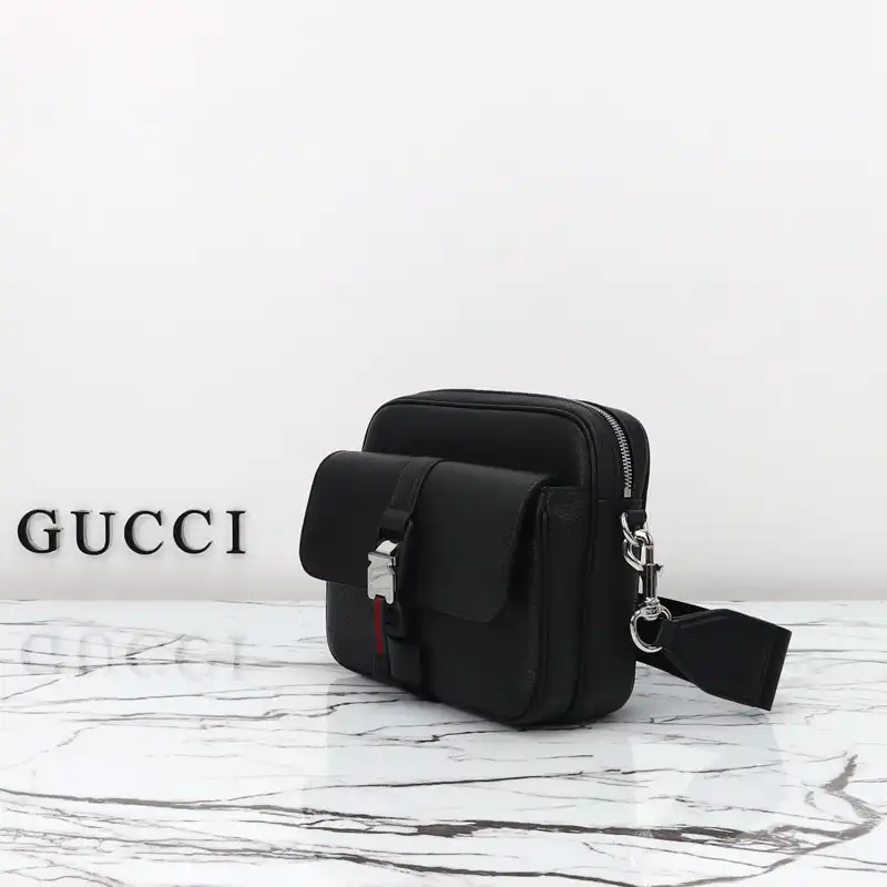 G*u*i bags 2411ya0205