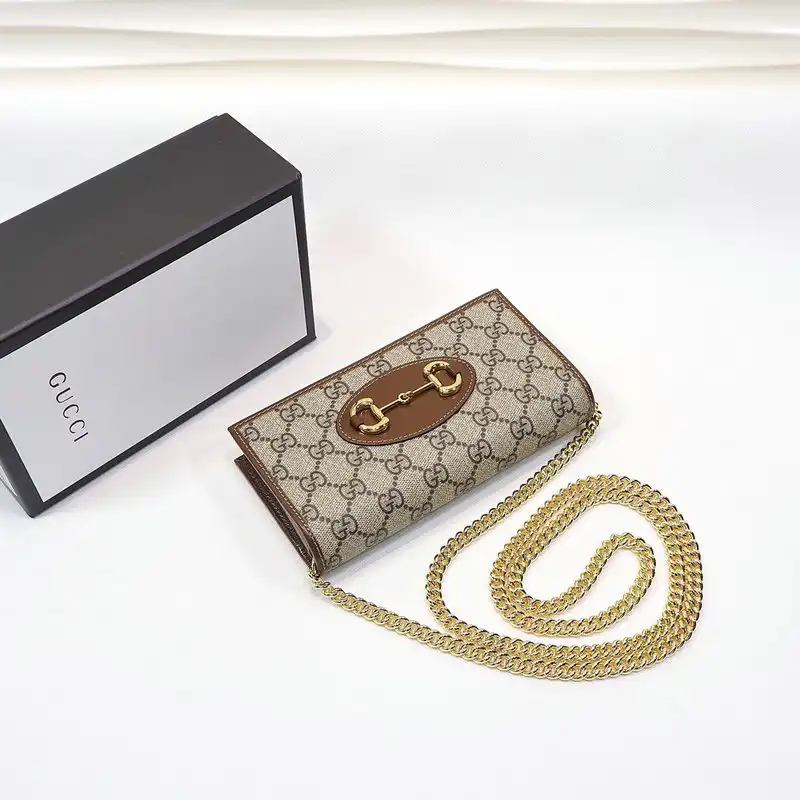 G*u*i bags 2012sh0064