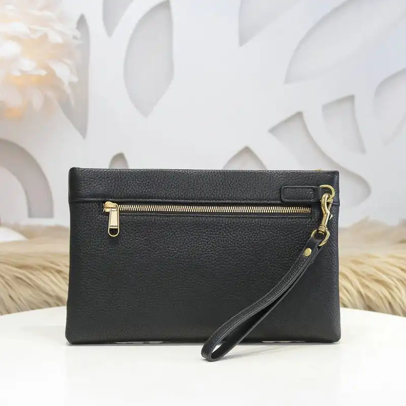G*u*i bag 20ya11017