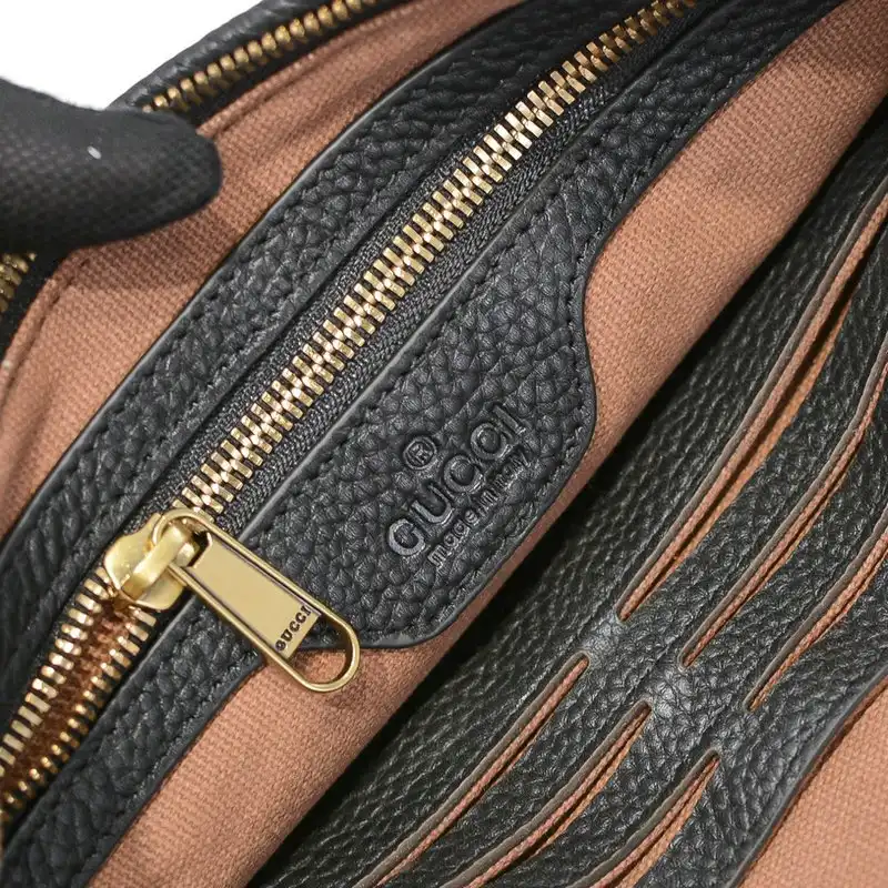 G*u*i bag 20ya11017