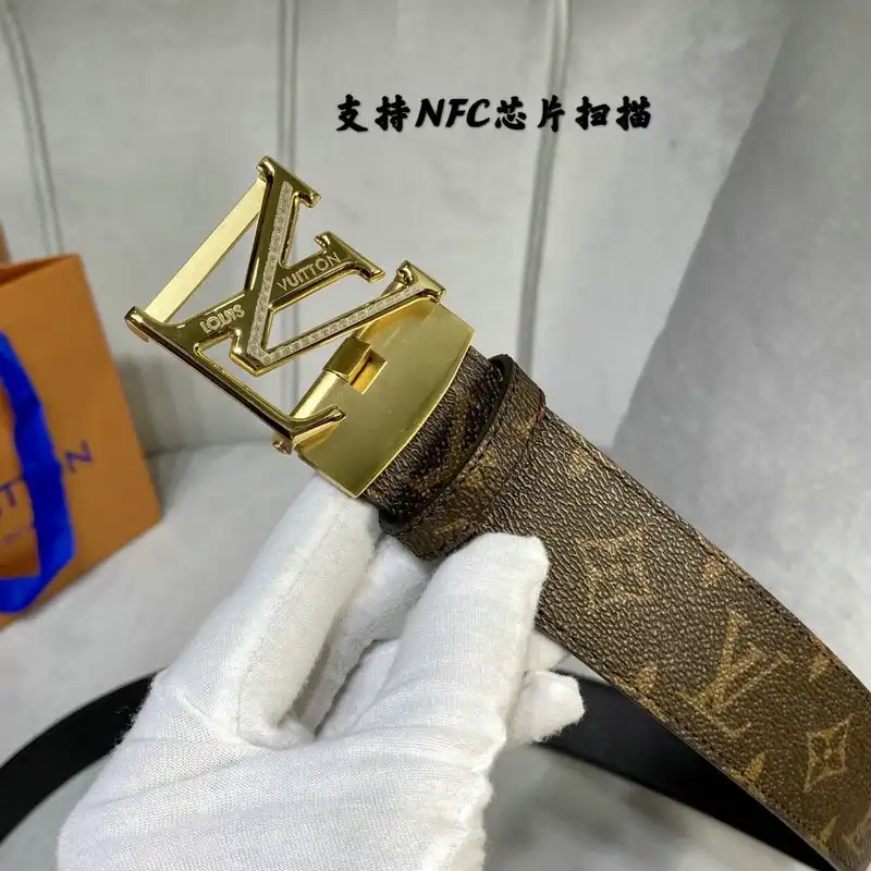 LV Belt 20XA11219