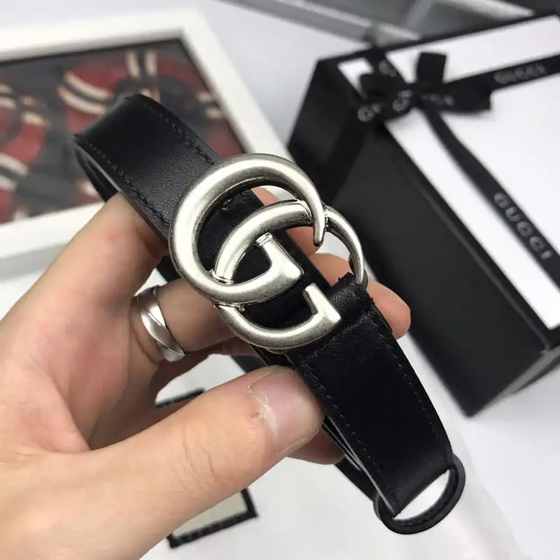 G*u*i s belts 19bl0006