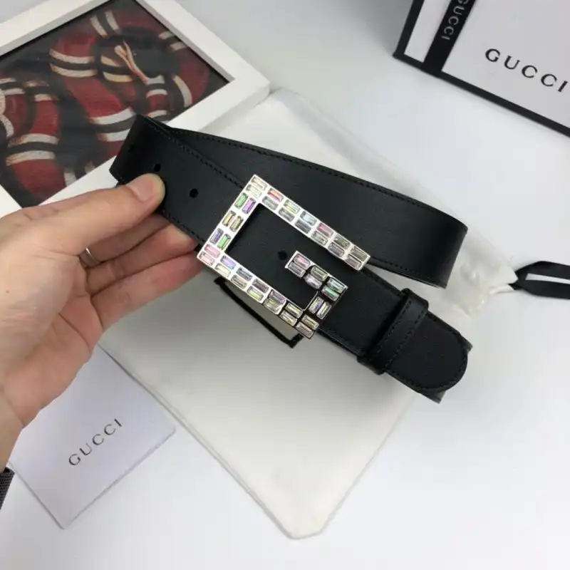 G*u*i s belts 19bl0025