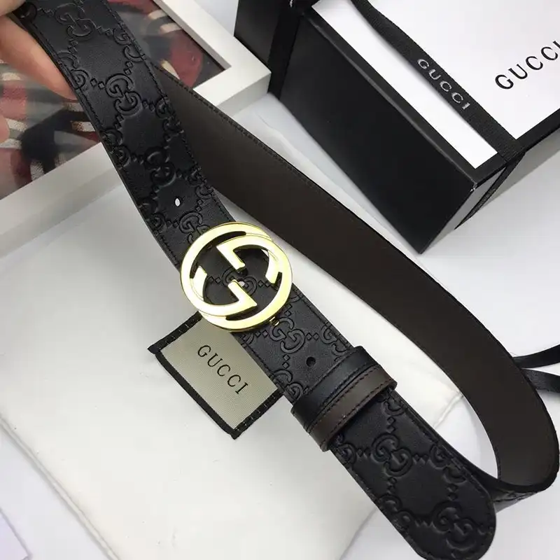 G*u*i s belts 19bl0032