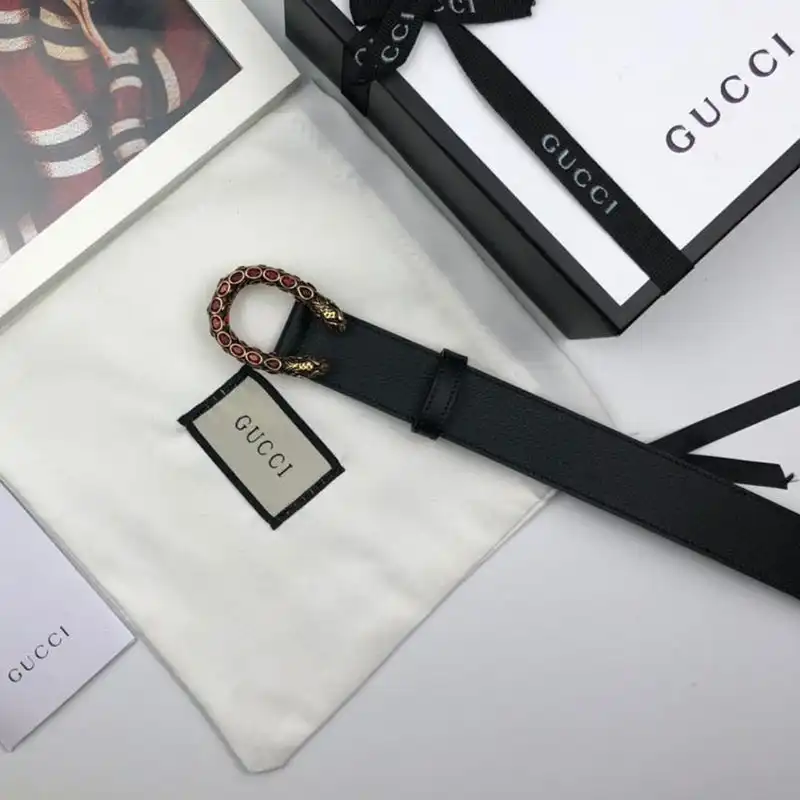 G*u*i s belts 19bl0035