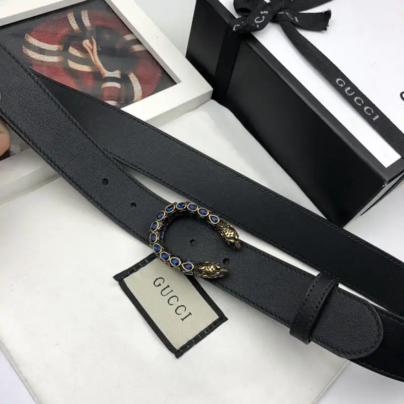 G*u*i s belts 19bl0036