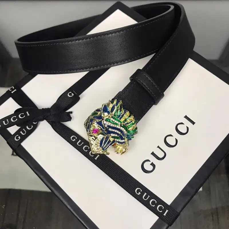 G*u*i s belts 19bl0044