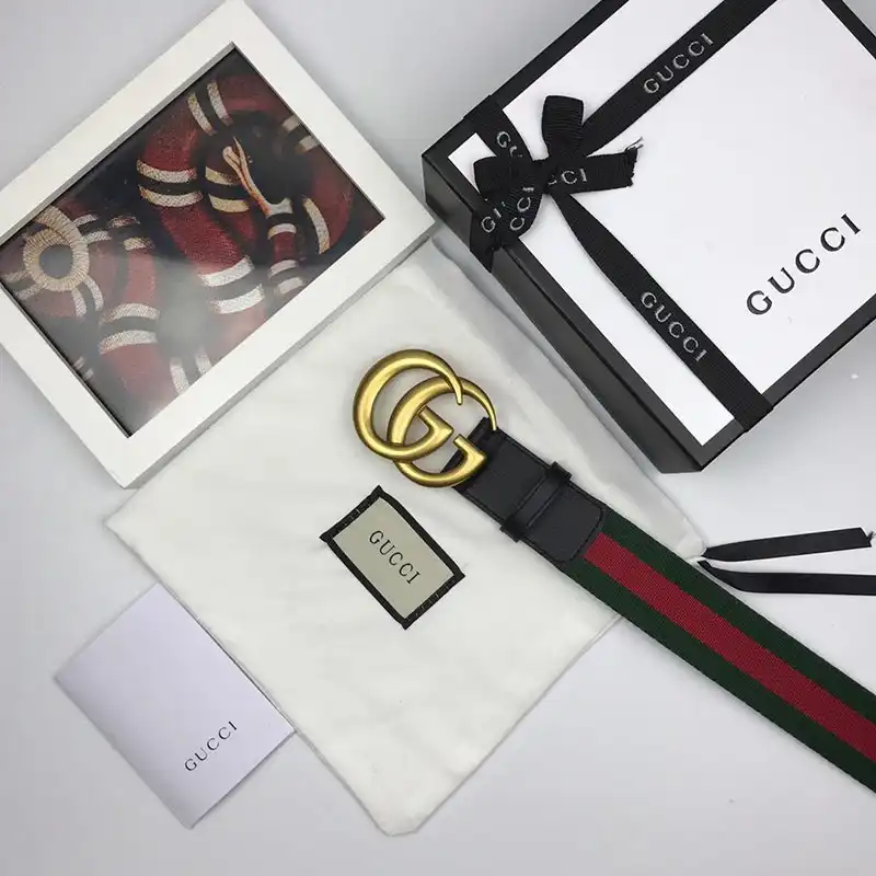 G*u*i s belts 19bl0083