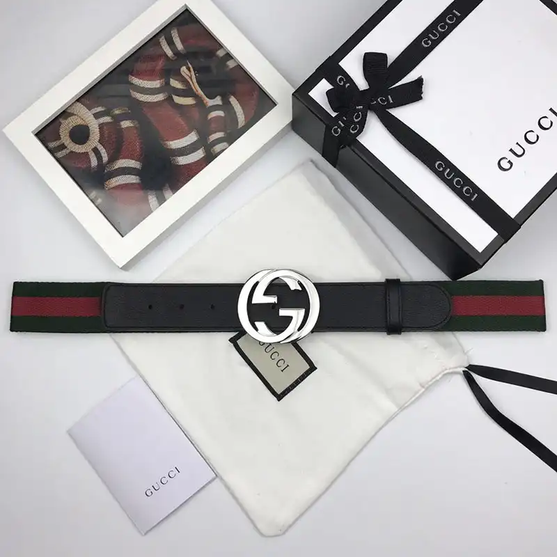 G*u*i s belts 19bl0085