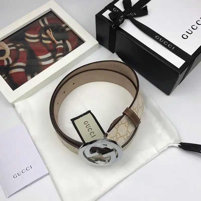 G*u*i s belts 19bl0087