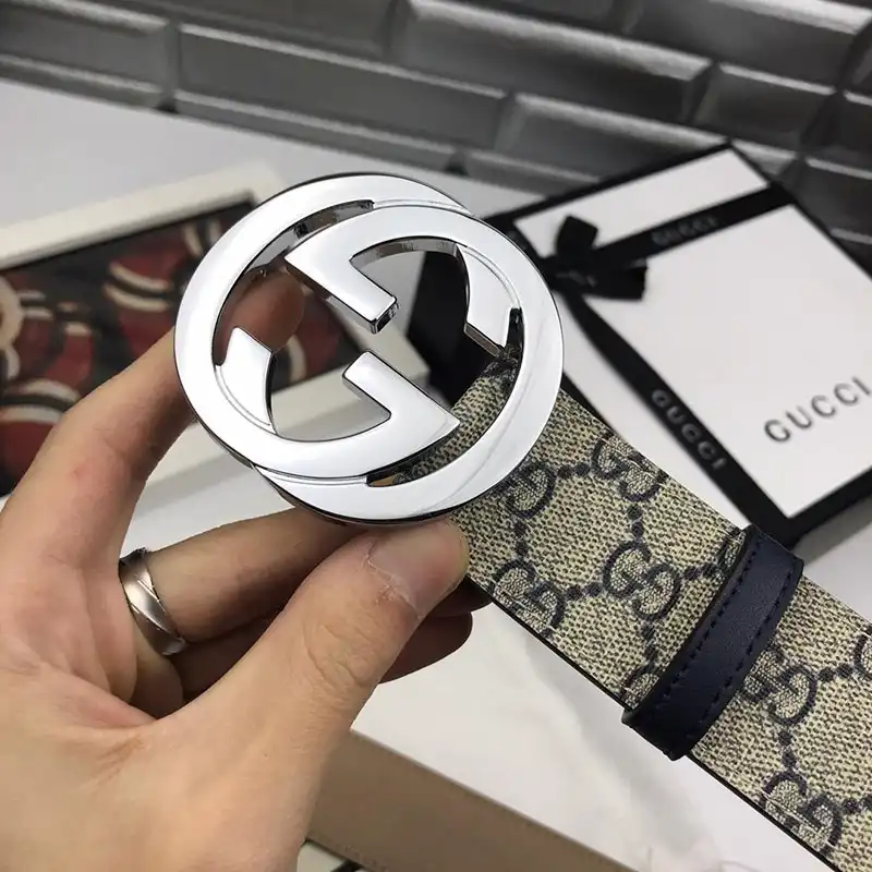 G*u*i s belts 19bl0092