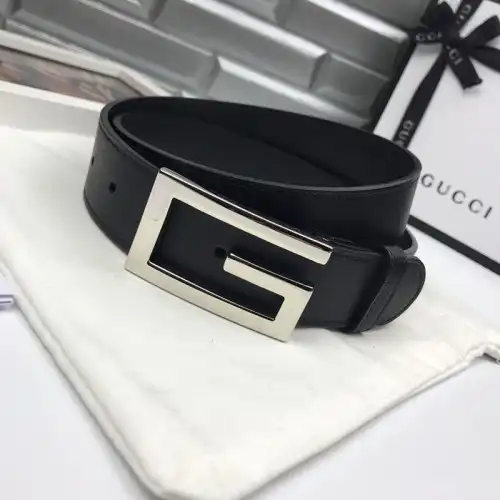 G*u*i s belts 19bl0095