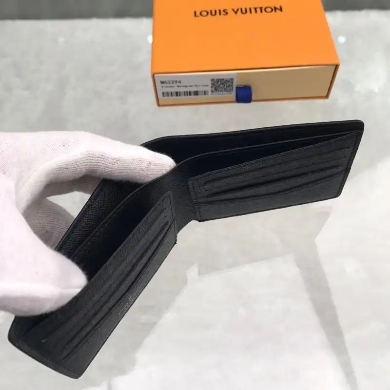 LV Bag 19HT0014