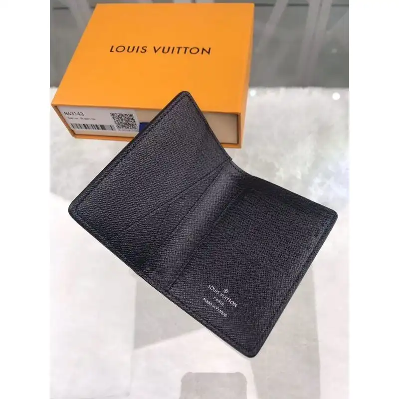 LV Bag 19HT0047