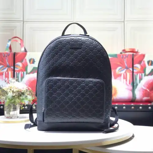 G*u*i bag 19ht0073