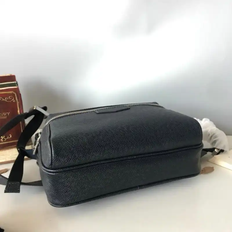 LV Bags 19T1L0080