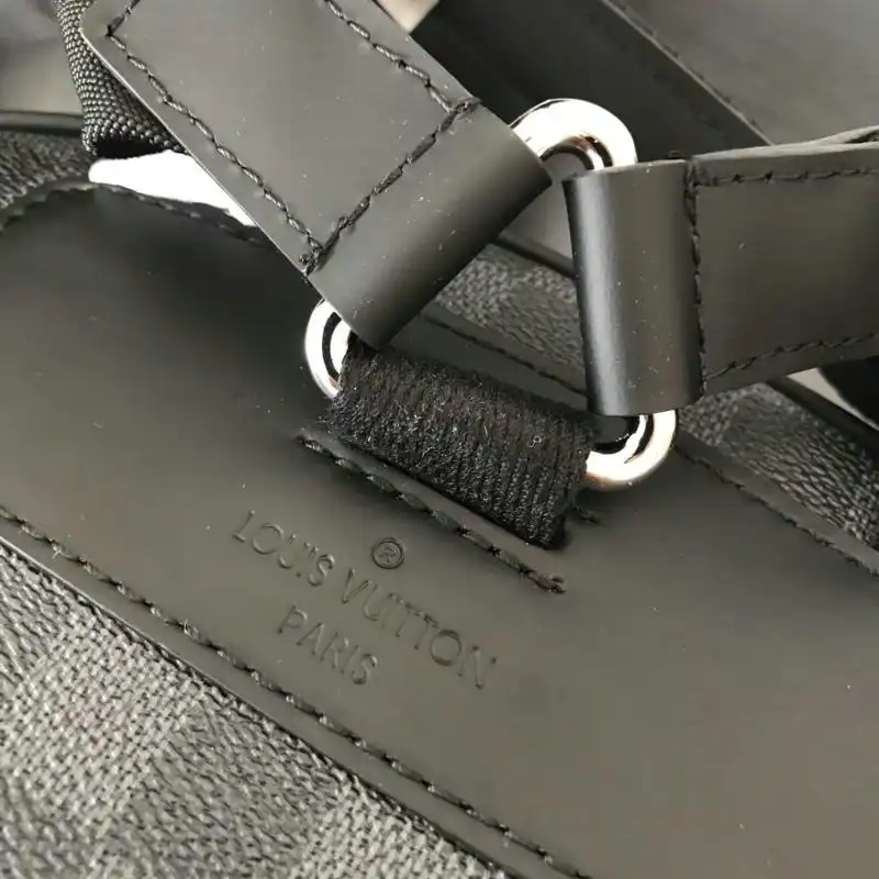 LV Bags 19T1L0107