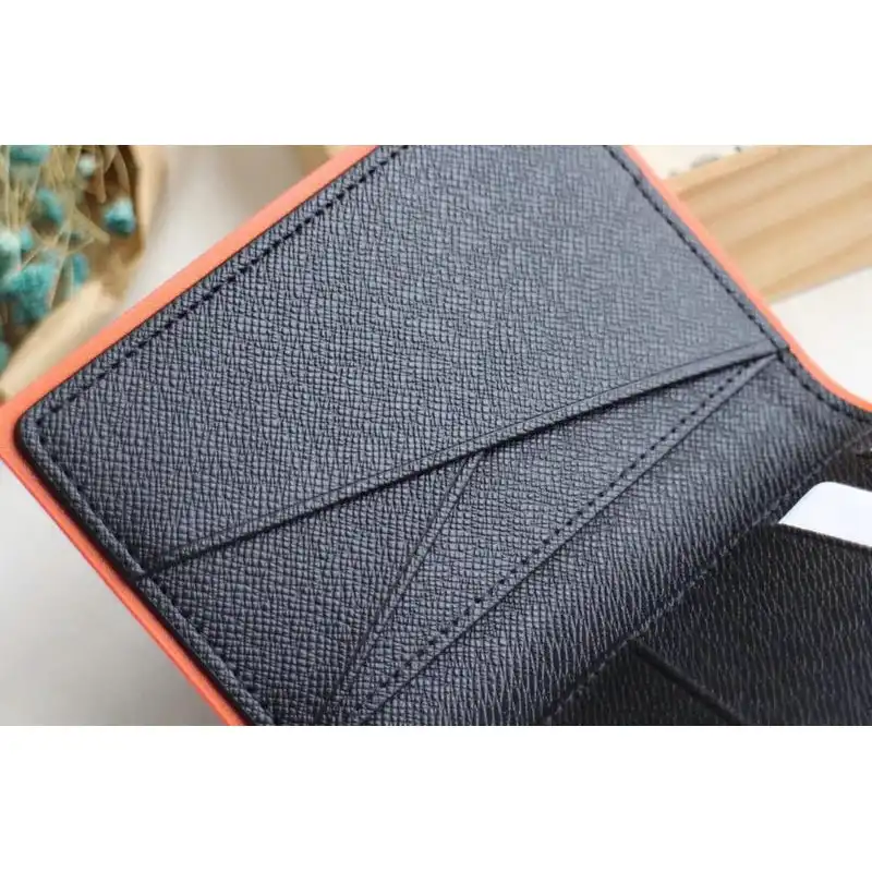 LV Bags 19T1L0307