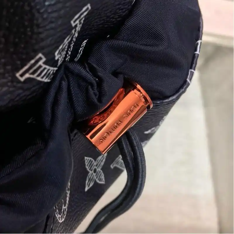 LV Bags 19T1L0353