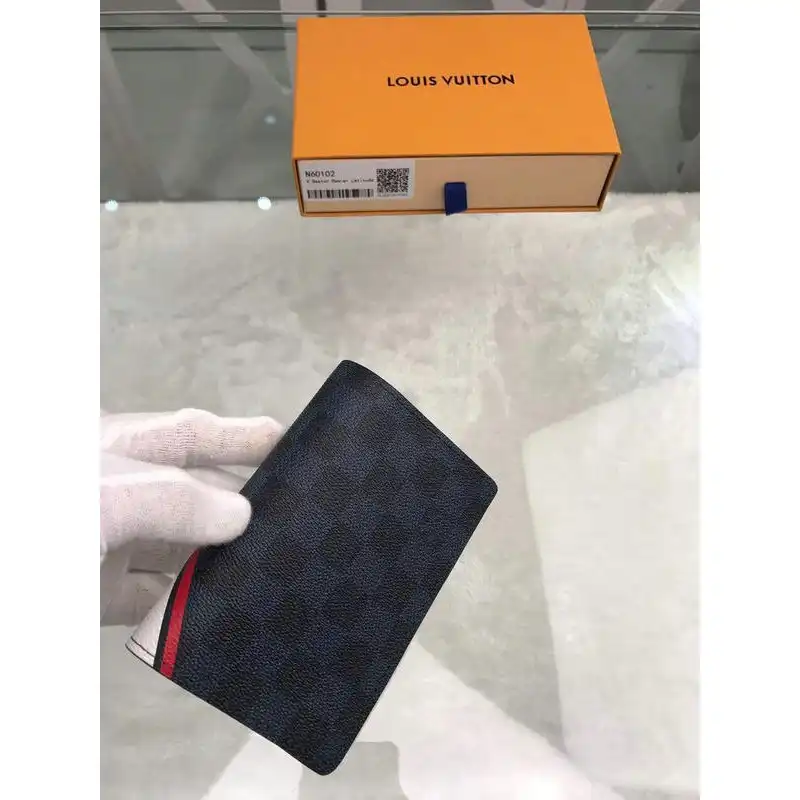 LV Bags 19T1L0408