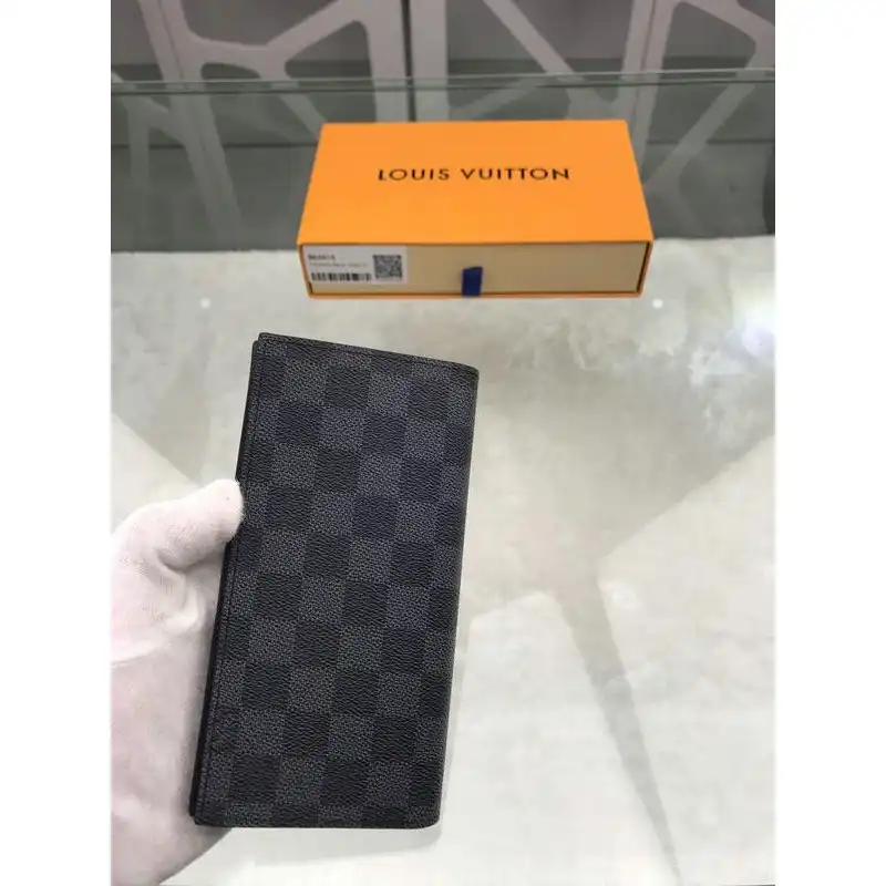LV Bags 19T1L0532