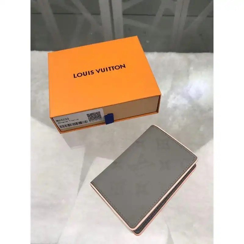 LV Bags 19T1L0594