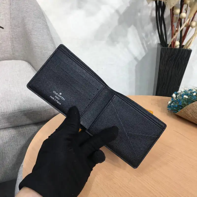 LV Bags 19T1L0620
