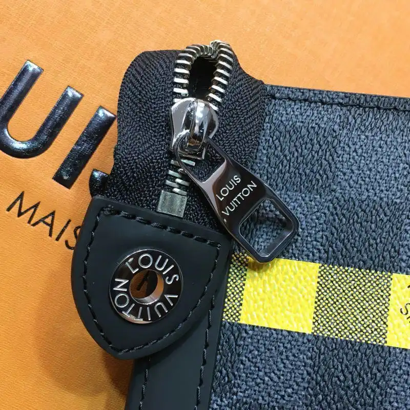 LV Bags 19T1L0625