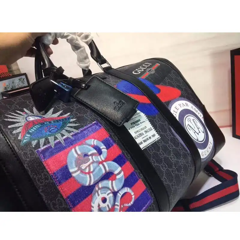 G*u*i bags 19t1l0695