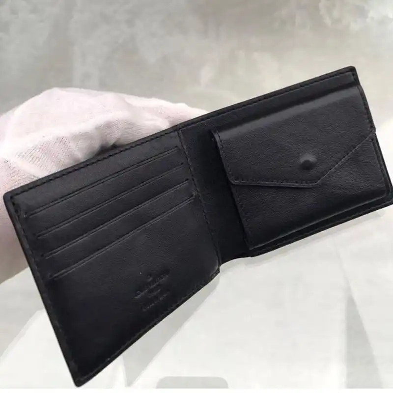 LV Bags 19T1L0711