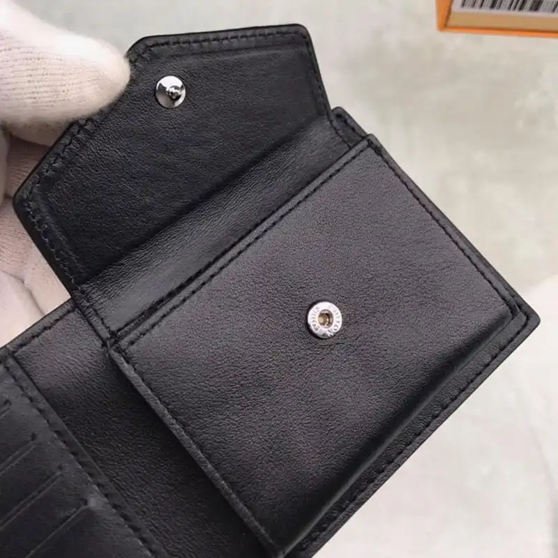 LV Bags 19T1L0711
