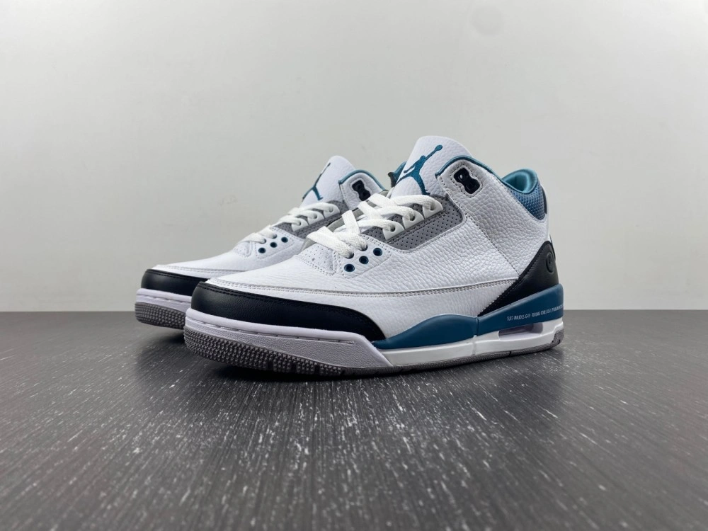 MultiPurpose Air Jordan 3 Retro 136064- 3813