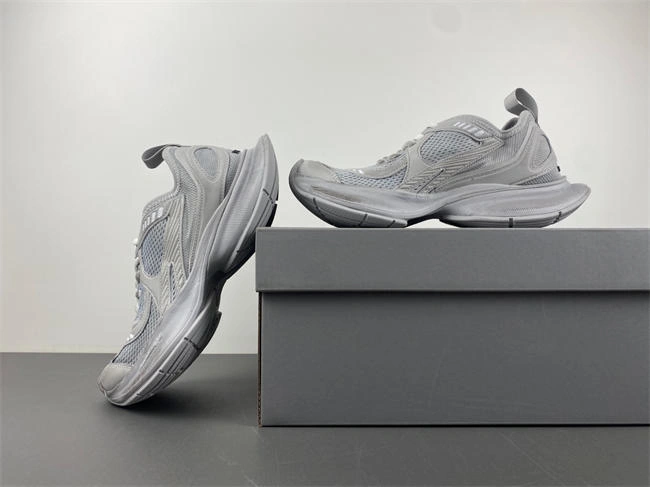 RelaxedFit BALENCIAGA   793944 WFLGY 4299