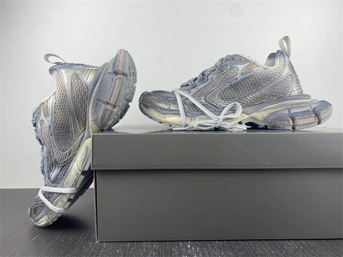 Ba*len*cia*ga -phantom sneaker w3xl4- comfortable 4403