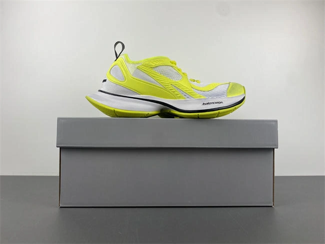 ModernLook BALENCIAGA 793945 WFLGY 4331