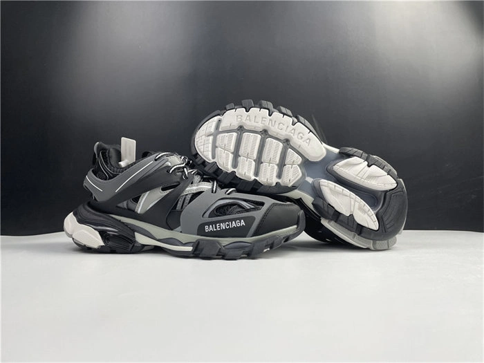 BLCG TRACK SNEAKER 542436 W2NC1 Breathable 4493