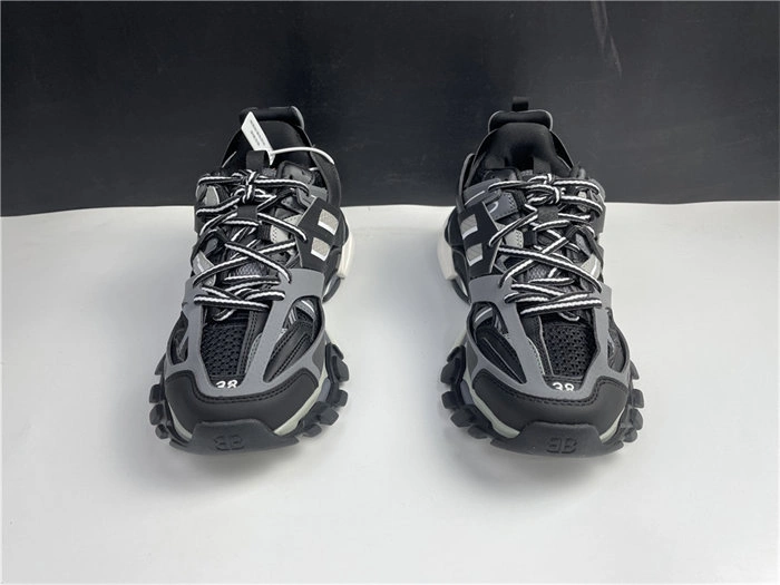 BLCG TRACK SNEAKER 542436 W2NC1 Breathable 4493