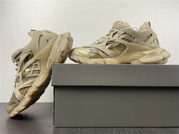BLCG TRACK SNEAKER 568615 W3GN5 Modern 4450