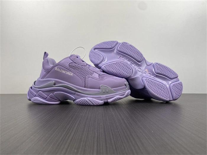 BLCG TRIPLE S SNEAKER 524039 W73B0 Bold 4417