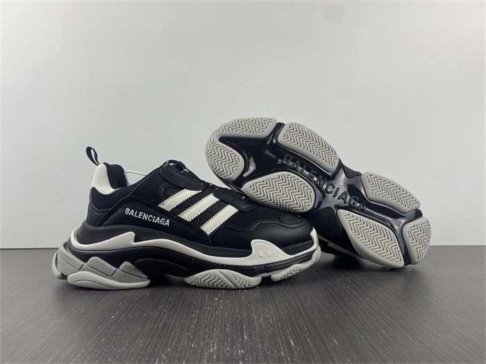 Comfortable BLCG TRIPLE S SNEAKER 710021 W3RN3 4479