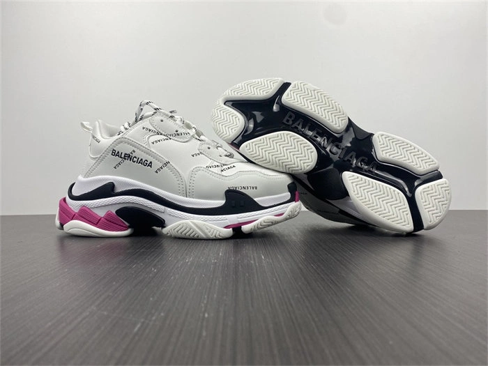 Comfortable BLCG TRIPLE SNEAKER 524039 W2FA4 4446