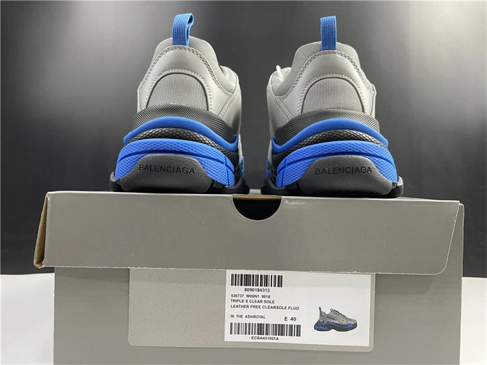 BLCG TRIPLE SNEAKER 536737 W06N1 Classic 4495