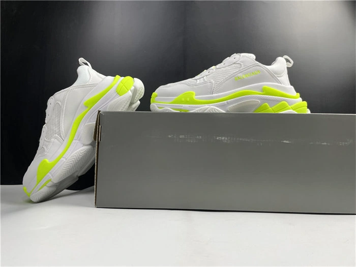 BLCG TRIPLE SNEAKER 536737 W0901 Vibrant 4491