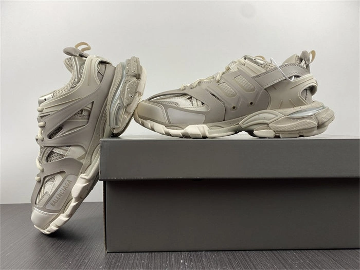 BLCG Track Recycled Sole Beige  542023 W3FE4 Contemporary 4459