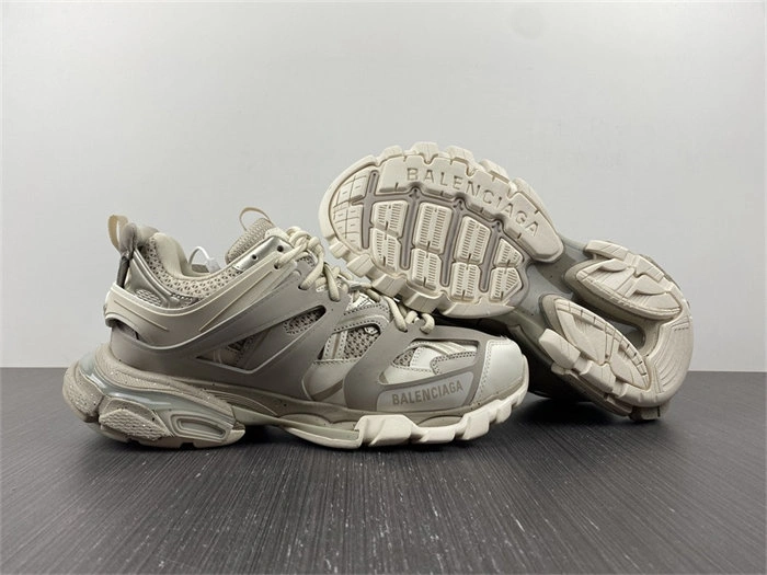 BLCG Track Recycled Sole Beige  542023 W3FE4 Contemporary 4459