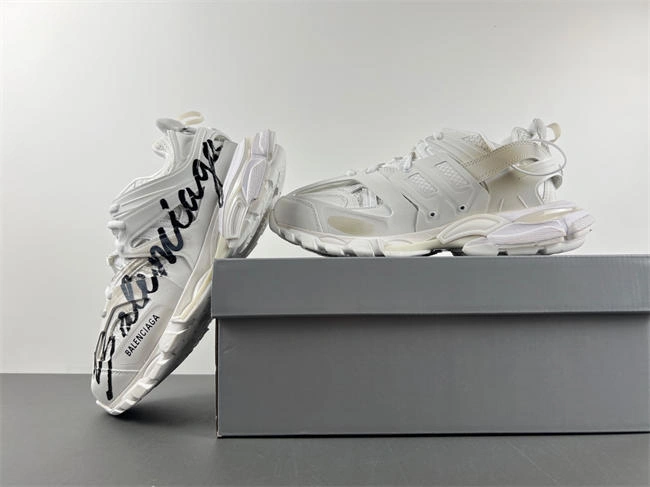 Balenciaga 3.0  542023 WTRHW. Comfortable 4310