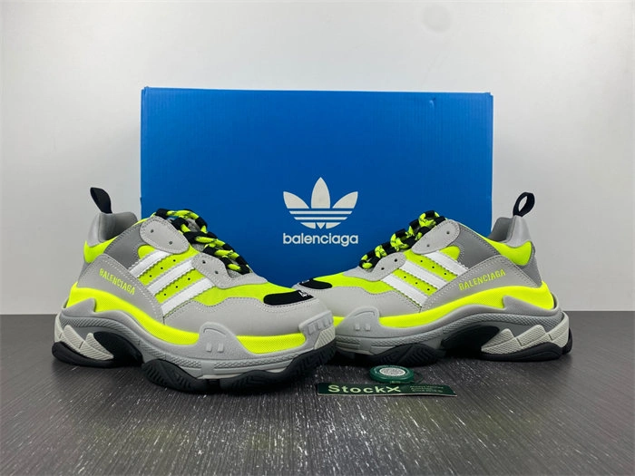 Reliable Balenciaga 712821 W2ZB5 4370
